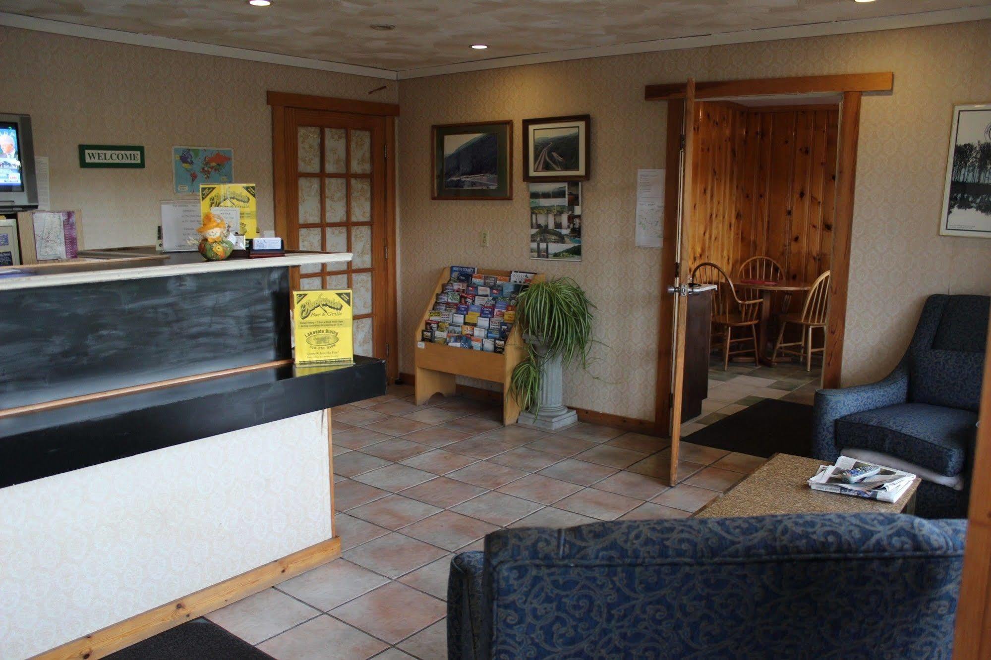 Berkshire Travel Lodge Canaan Exterior foto