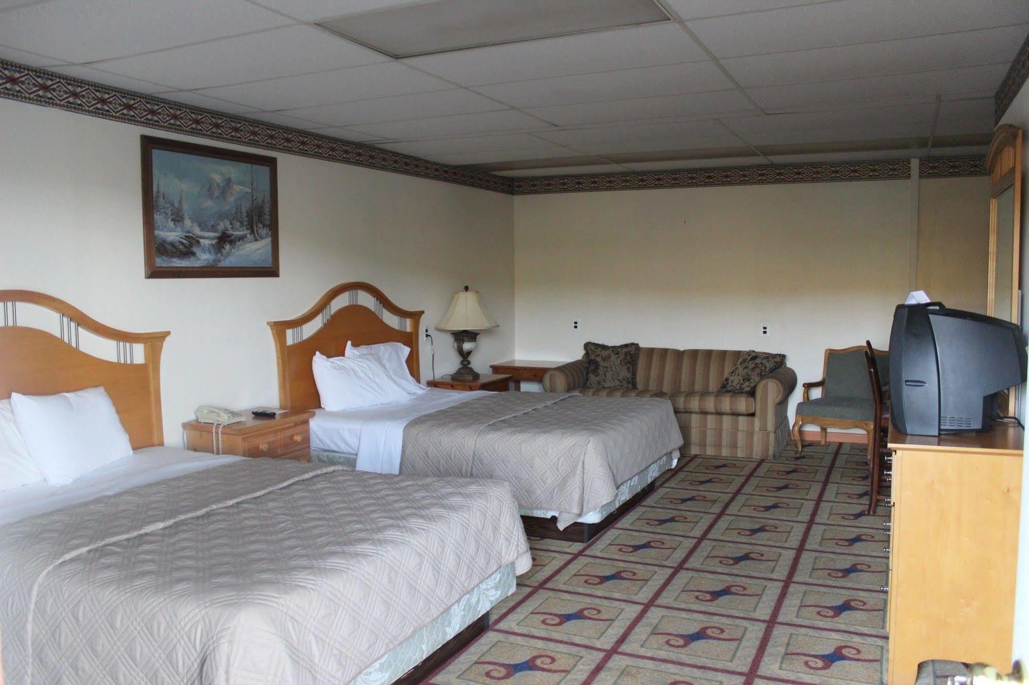 Berkshire Travel Lodge Canaan Exterior foto